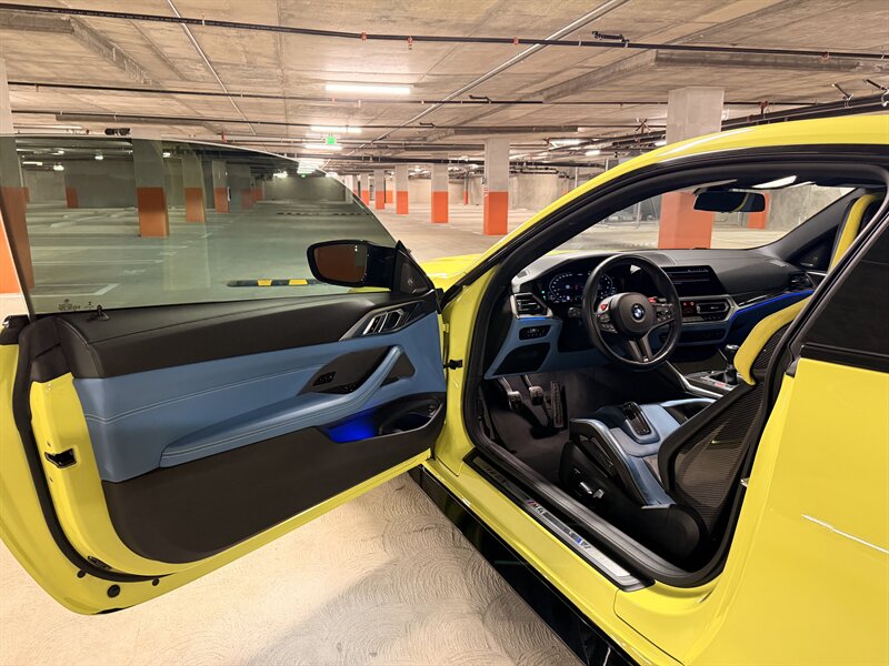 2021 BMW M4 - Photo 17 - Canoga Park, CA 91303