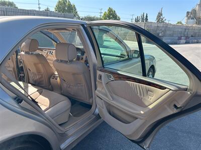 2002 Mercedes-Benz E 320   - Photo 17 - Canoga Park, CA 91303