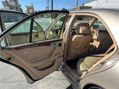 2002 Mercedes-Benz E 320   - Photo 15 - Canoga Park, CA 91303