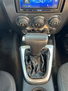 2008 Hummer H3 Adventure   - Photo 25 - Canoga Park, CA 91303