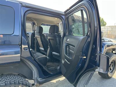 2008 Hummer H3 Adventure   - Photo 17 - Canoga Park, CA 91303
