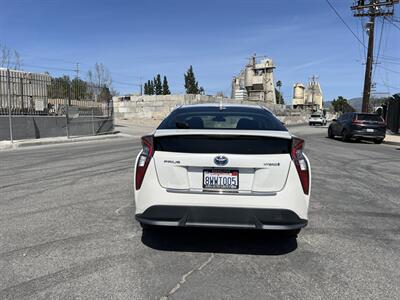 2016 Toyota Prius Three Touring   - Photo 8 - Canoga Park, CA 91303