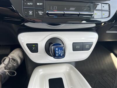 2016 Toyota Prius Three Touring   - Photo 28 - Canoga Park, CA 91303