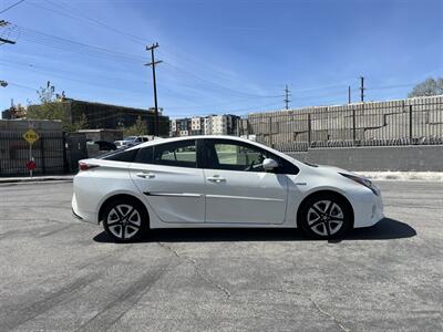 2016 Toyota Prius Three Touring   - Photo 5 - Canoga Park, CA 91303