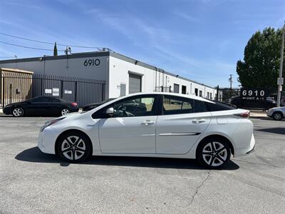 2016 Toyota Prius Three Touring   - Photo 2 - Canoga Park, CA 91303