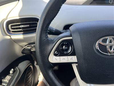 2016 Toyota Prius Three Touring   - Photo 33 - Canoga Park, CA 91303