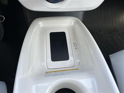 2016 Toyota Prius Three Touring   - Photo 29 - Canoga Park, CA 91303