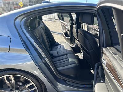 2020 BMW 5 Series M550i xDrive   - Photo 21 - Canoga Park, CA 91303