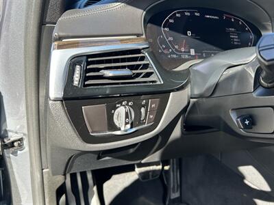 2020 BMW 5 Series M550i xDrive   - Photo 29 - Canoga Park, CA 91303