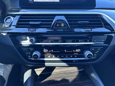 2020 BMW 5 Series M550i xDrive   - Photo 34 - Canoga Park, CA 91303