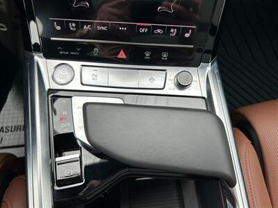 2019 Audi e-tron quattro Prestige   - Photo 33 - Canoga Park, CA 91303