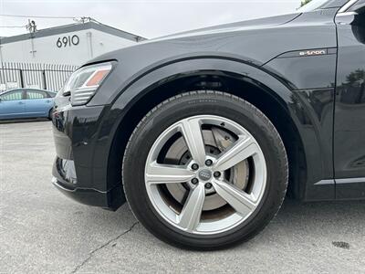 2019 Audi e-tron quattro Prestige   - Photo 10 - Canoga Park, CA 91303