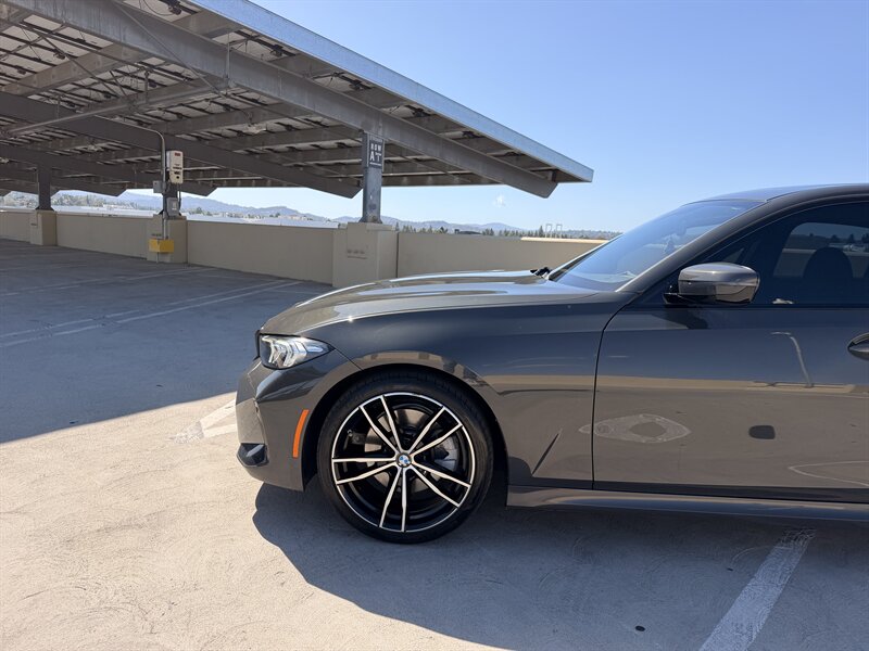 2023 BMW 3 Series 330i - Photo 2 - Canoga Park, CA 91303