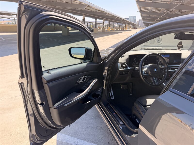 2023 BMW 3 Series 330i - Photo 24 - Canoga Park, CA 91303