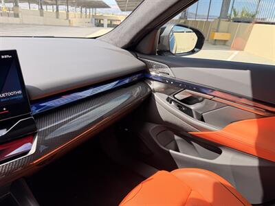 2026 BMW M5 Touring   - Photo 39 - Canoga Park, CA 91303