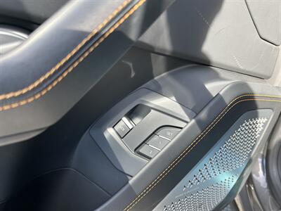 2021 Lamborghini Urus   - Photo 25 - Canoga Park, CA 91303