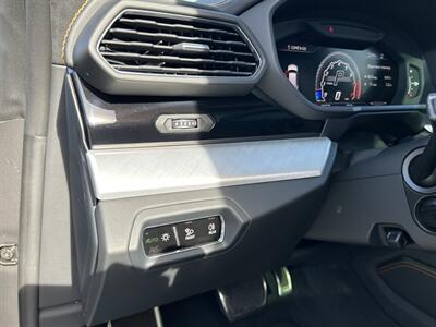 2021 Lamborghini Urus   - Photo 28 - Canoga Park, CA 91303
