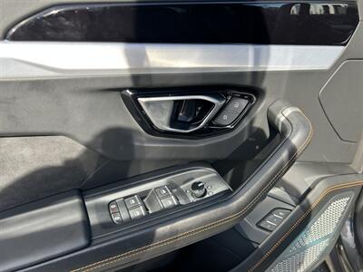 2021 Lamborghini Urus   - Photo 24 - Canoga Park, CA 91303