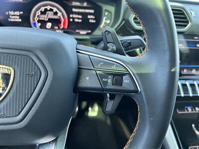 2021 Lamborghini Urus   - Photo 36 - Canoga Park, CA 91303