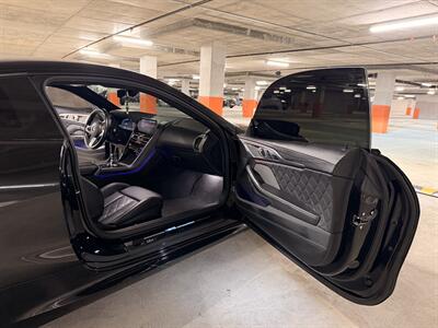 2022 BMW M8 Competition   - Photo 17 - Canoga Park, CA 91303