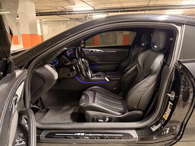 2022 BMW M8 Competition   - Photo 16 - Canoga Park, CA 91303