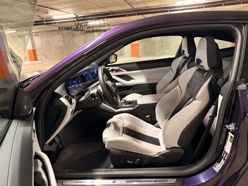 2024 BMW M4 Competition xDrive - Photo 17 - Canoga Park, CA 91303