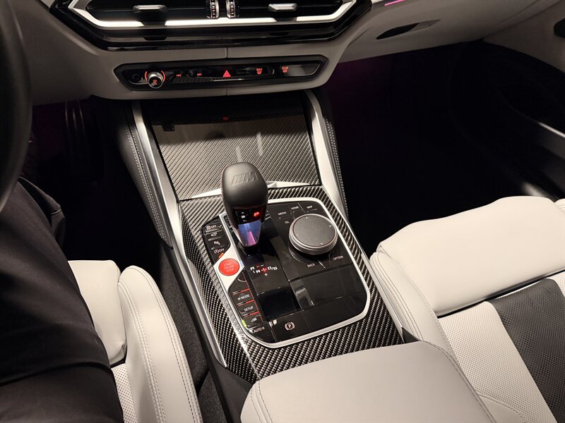 2024 BMW M4 Competition xDrive - Photo 25 - Canoga Park, CA 91303