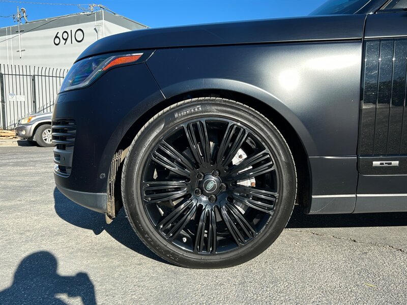 2020 Land Rover Range Rover Supercharged LWB - Photo 10 - Canoga Park, CA 91303