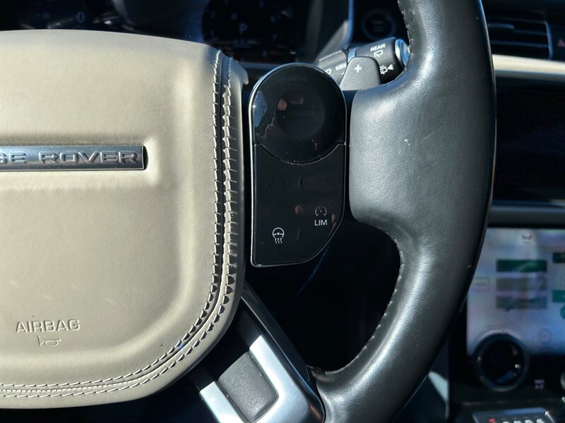 2020 Land Rover Range Rover Supercharged LWB - Photo 33 - Canoga Park, CA 91303