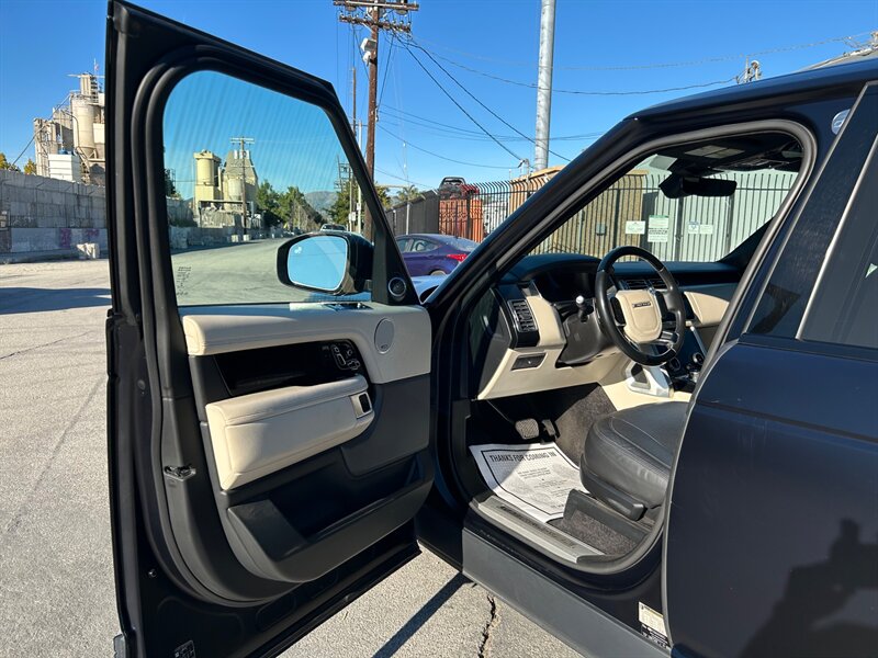 2020 Land Rover Range Rover Supercharged LWB - Photo 12 - Canoga Park, CA 91303