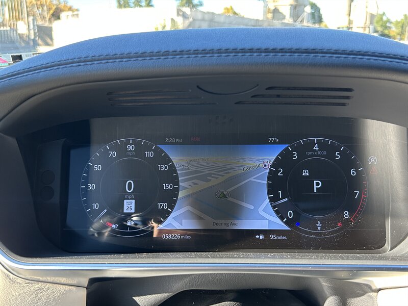2020 Land Rover Range Rover Supercharged LWB - Photo 35 - Canoga Park, CA 91303