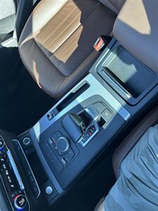2019 Audi Q5 quattro Premium 45 TFSI   - Photo 28 - Canoga Park, CA 91303
