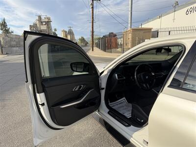 2023 BMW M3 Competition xDrive   - Photo 20 - Canoga Park, CA 91303