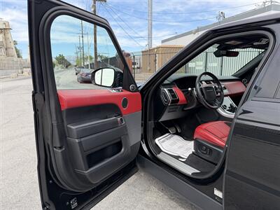 2020 Land Rover Range Rover Sport P525 HSE Dynamic   - Photo 13 - Canoga Park, CA 91303