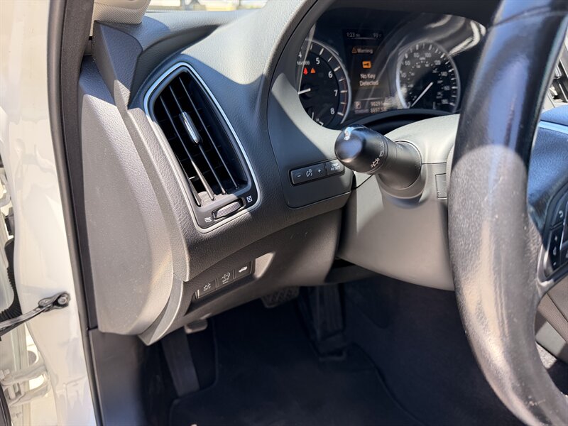2018 INFINITI Q50 2.0T Pure - Photo 24 - Canoga Park, CA 91303