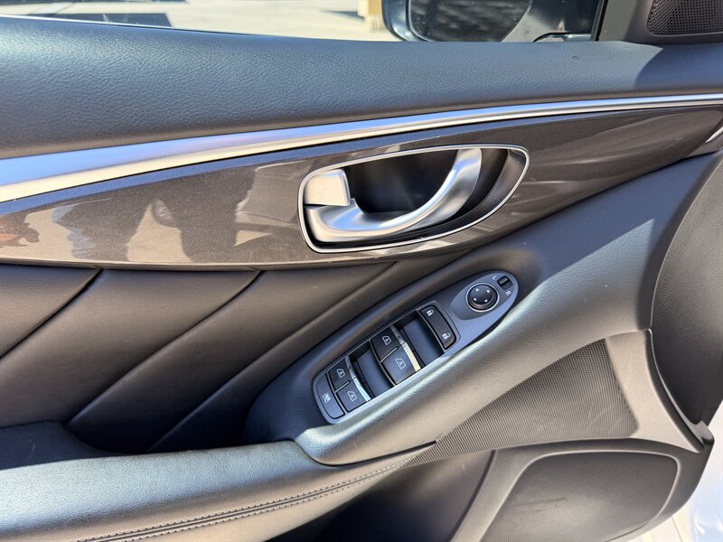 2018 INFINITI Q50 2.0T Pure - Photo 23 - Canoga Park, CA 91303