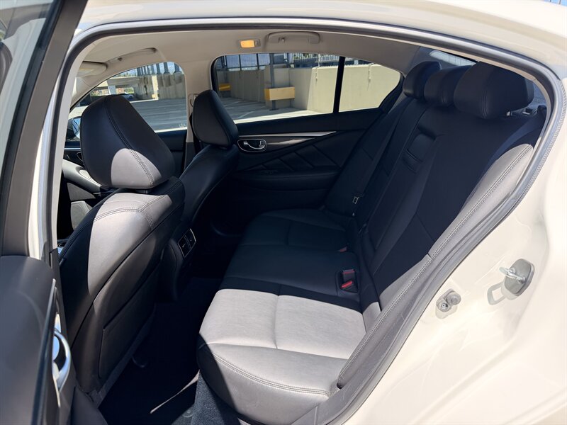 2018 INFINITI Q50 2.0T Pure - Photo 15 - Canoga Park, CA 91303