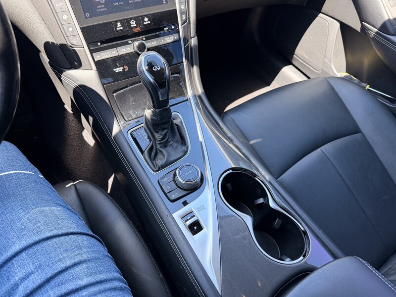 2018 INFINITI Q50 2.0T Pure - Photo 25 - Canoga Park, CA 91303