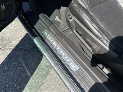 2010 Ford Mustang V6 Premium   - Photo 20 - Canoga Park, CA 91303