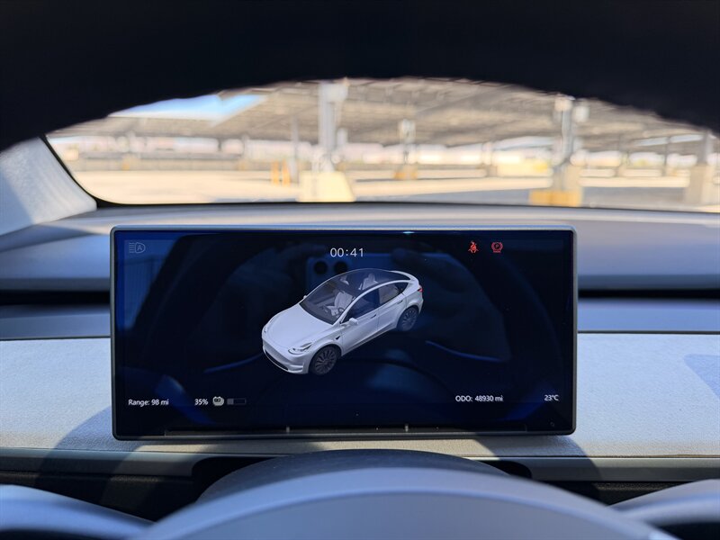 2022 Tesla Model Y Long Range - Photo 55 - Canoga Park, CA 91303
