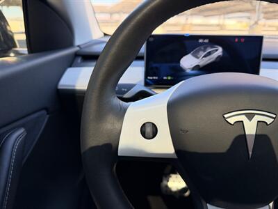 2022 Tesla Model Y Long Range - Photo 52 - Canoga Park, CA 91303