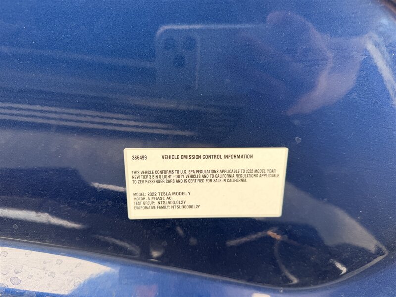 2022 Tesla Model Y Long Range - Photo 24 - Canoga Park, CA 91303