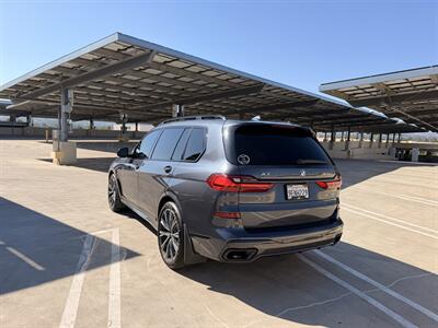 2020 BMW X7 M50i - Photo 3 - Canoga Park, CA 91303