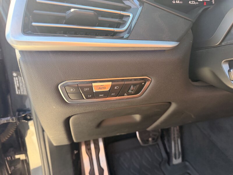 2020 BMW X7 M50i - Photo 31 - Canoga Park, CA 91303