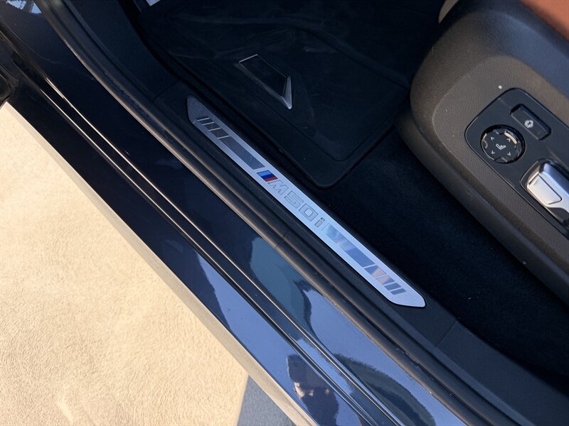 2020 BMW X7 M50i - Photo 29 - Canoga Park, CA 91303