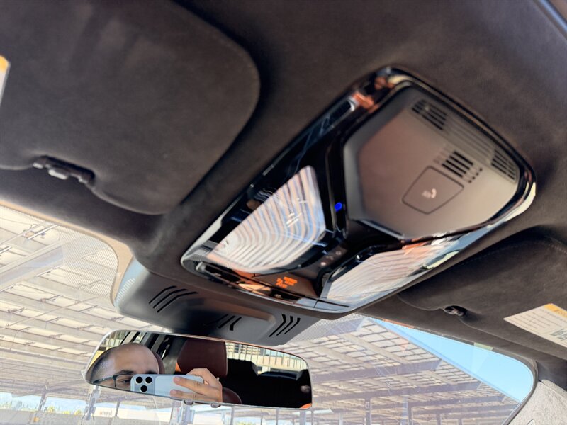 2020 BMW X7 M50i - Photo 36 - Canoga Park, CA 91303
