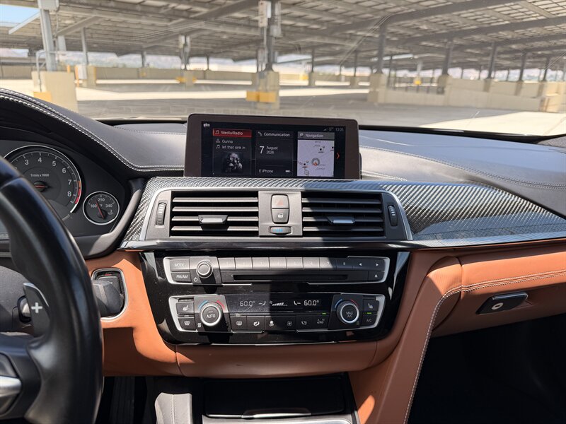 2020 BMW M4 - Photo 27 - Canoga Park, CA 91303