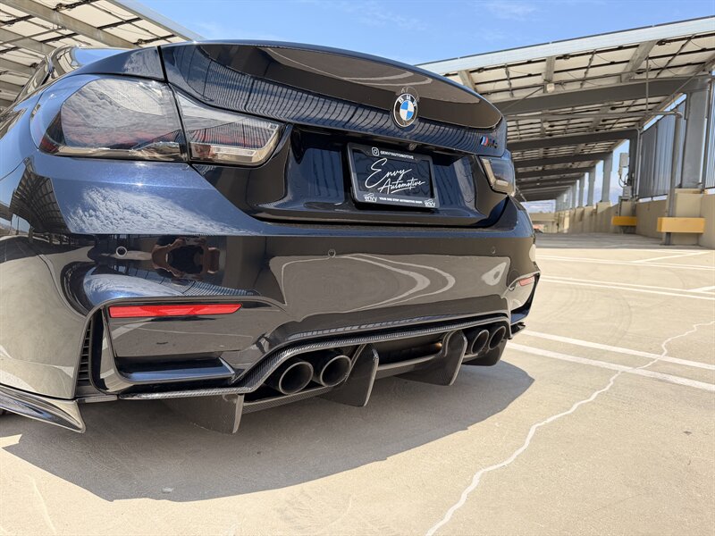 2020 BMW M4 - Photo 10 - Canoga Park, CA 91303