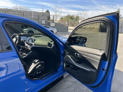 2022 BMW M3   - Photo 24 - Canoga Park, CA 91303