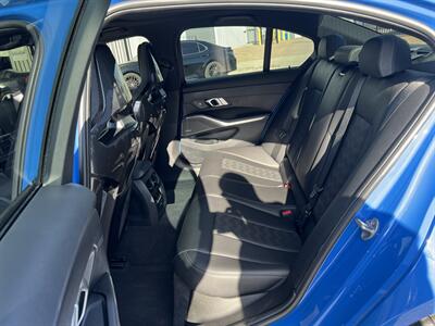 2022 BMW M3   - Photo 21 - Canoga Park, CA 91303